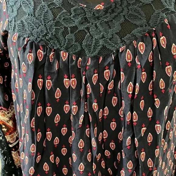 Velzera Boho Lace Mini Dress Size S - Picture 4 of 8